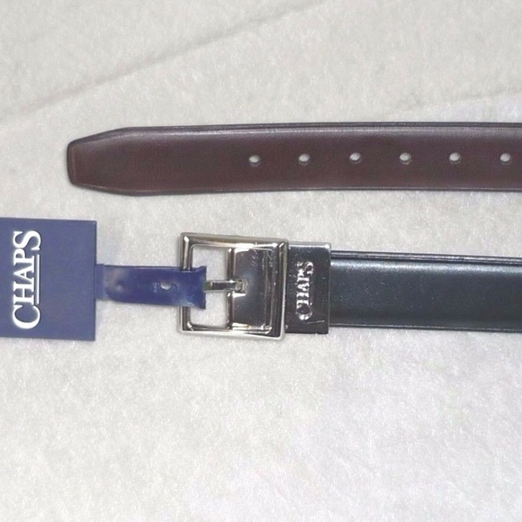 Chaps Reversible Faux Leather Belt Boys S NEW - Picture 3 of 3